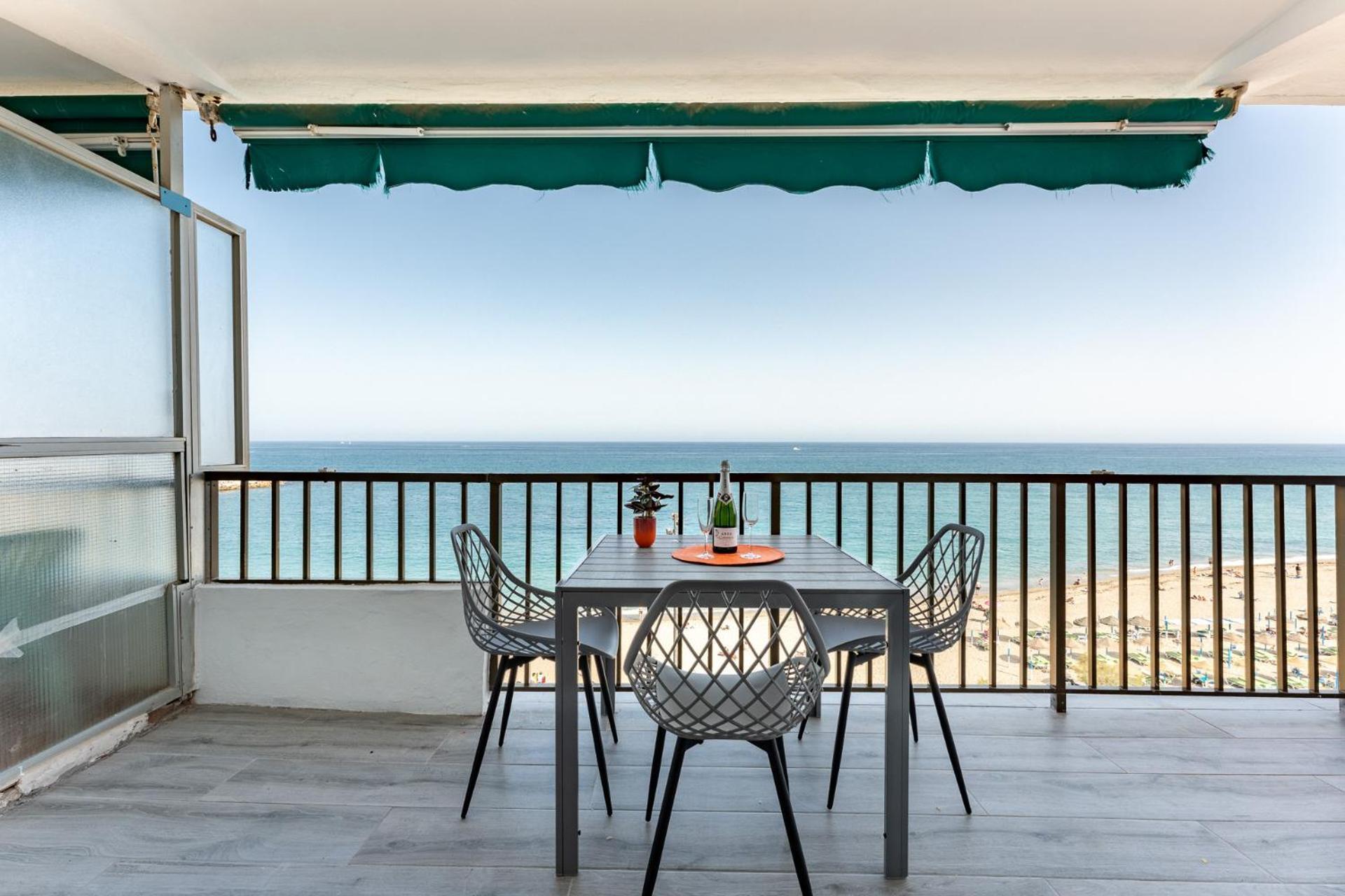 Malagasuite Golden Views Fuengirola Extérieur photo