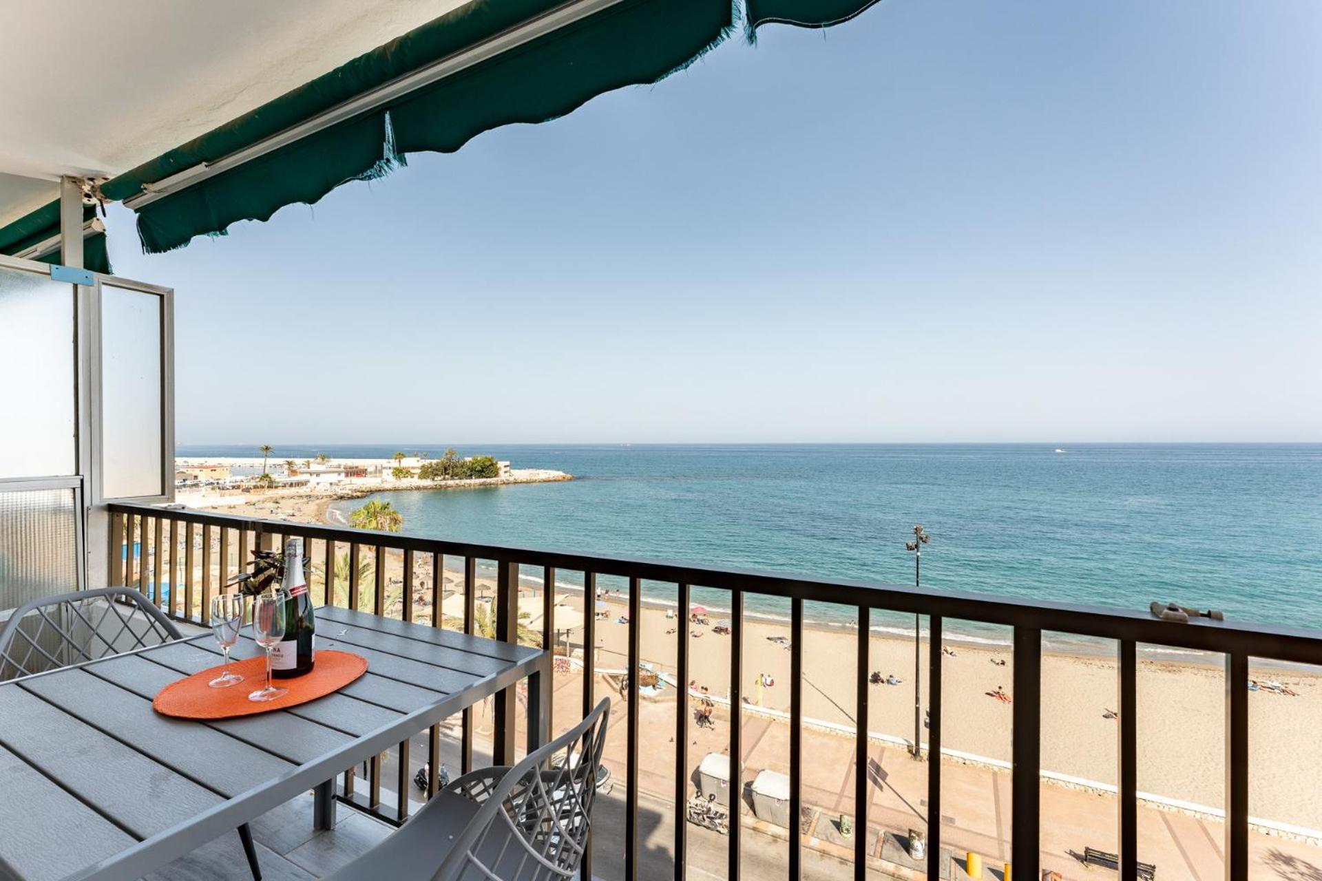 Malagasuite Golden Views Fuengirola Extérieur photo